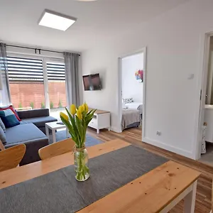 https://bursztyn-1-z-ogrdkiem-i-garaem.kolobrzeghotels.com